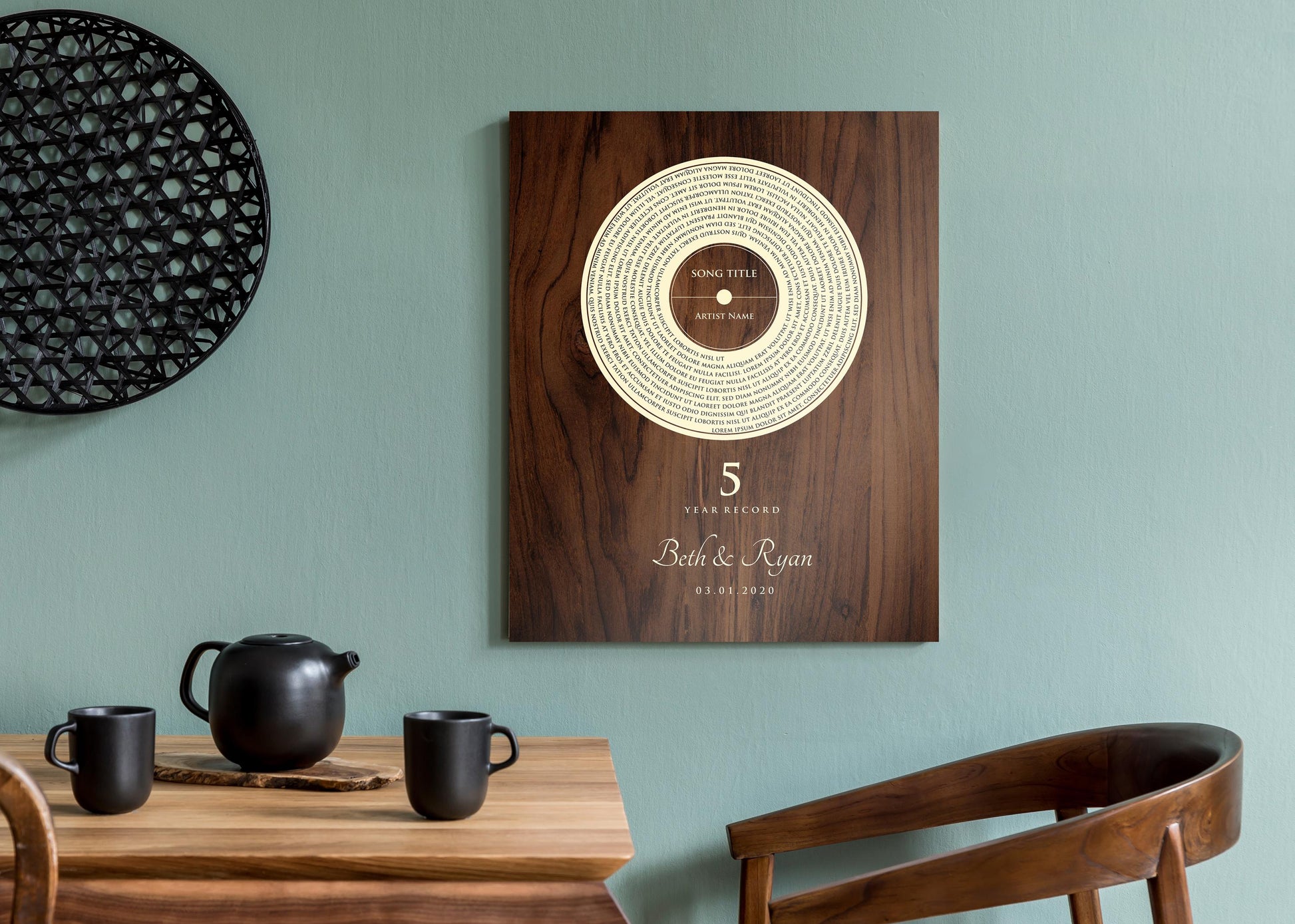 Personalized Record Gift, 5 Year Record, 5th Anniversary Wood Gift, Personalized 5 years Anniversary Gift - HoneycombProverbs - Signs - Record Album Lyrics Art
